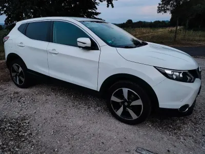 Gebraucht Nissan Qashqai 360º 116 PS (85 kW) 2017 Schwarz SUV