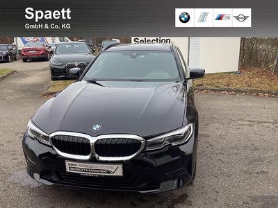 Schwarz ii Gebraucht 2021 BMW 330e Advantage Kombi | 28.485 € (Teuer)
