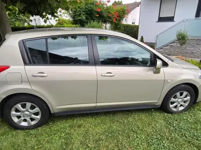 Gebraucht Nissan Tiida 110 PS (80 kW) 2008 Kleinwagen