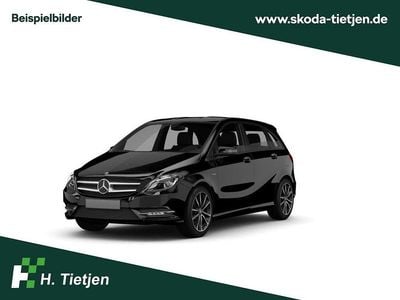 Usata Mercedes B200 156 CV (114 kW) 2016 Nero Monovolume