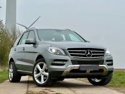 Gebraucht Mercedes ML350 258 PS (189 kW) 2012 Silber SUV
