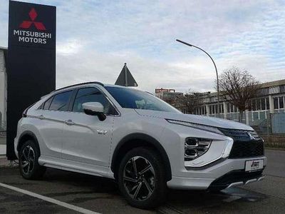 Titanweiß Gebraucht 2024 Mitsubishi Eclipse Cross Select SUV | 28.990 € (Fairer Preis)