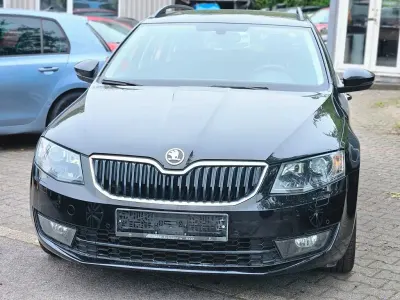 Gebraucht Skoda Octavia Style 150 PS (110 kW) 2016 Cerna magic/black magic Kombi