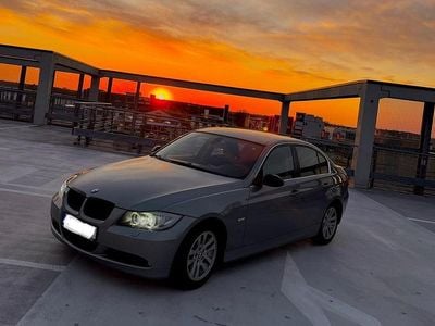 BMW 325