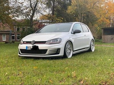 Second-hand VW Golf GTI 230 CP (169 kW) 2015 Alb Coupe