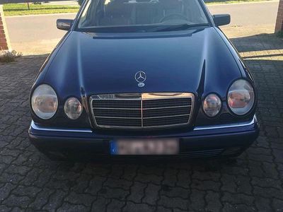 Mercedes E430