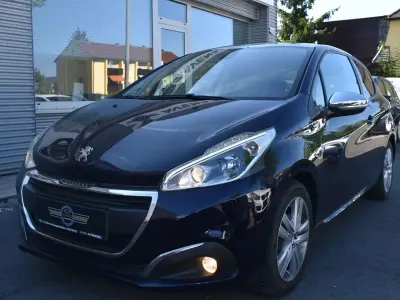 Gebraucht Peugeot 208 Style 82 PS (60 kW) 2016 Blau Kleinwagen