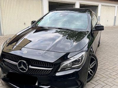 Gebraucht Mercedes CLA200 Shooting Brake Edition 156 PS (114 kW) 2017 Schwarz Kombi