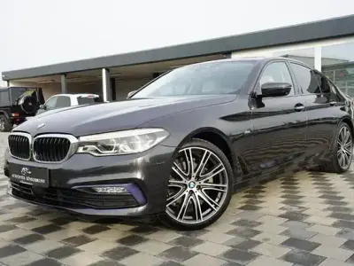 Używany BMW 520 Sport Line 190 KM (139 kW) 2017 Szary Sedan/Limuzyna