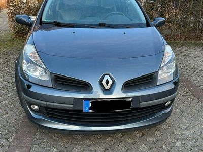 gebraucht Renault Clio Edition Dynamique 1.6 16V ESP 82kW Edition