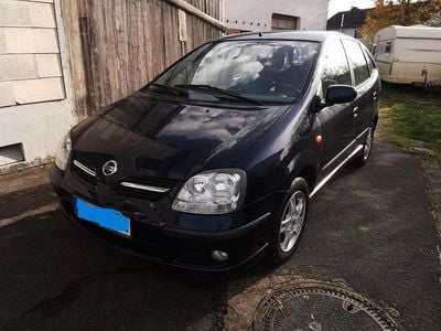 Usata Nissan Almera Tino Acenta 116 CV (85 kW) 2004 Blu Monovolume