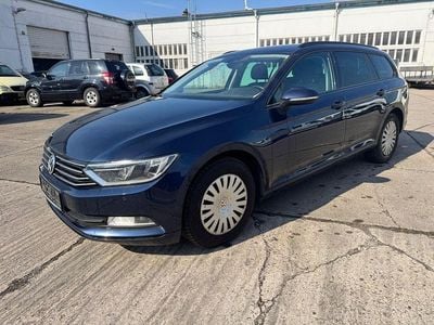 Gebraucht VW Passat 125 PS (91 kW) 2015 Blau Limousine