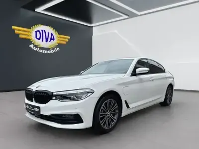Gebraucht BMW 530e Sport Line 184 PS (135 kW) 2019 Weiß Limousine