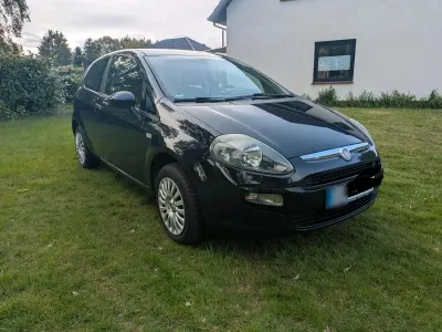Gebraucht Fiat Punto Evo 69 PS (50 kW) 2011 Blau Kleinwagen
