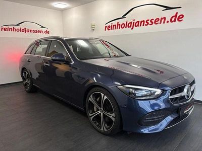 Gebraucht Mercedes C200 163 PS (119 kW) 2023 Blau Limousine