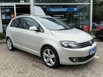 Gebraucht VW Golf VII Life 140 PS (102 kW) 2013 Gold Limousine