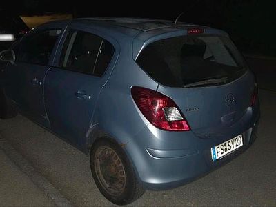 Second-hand Opel Corsa 80 CP (58 kW) 2009 Albastru Hatchback