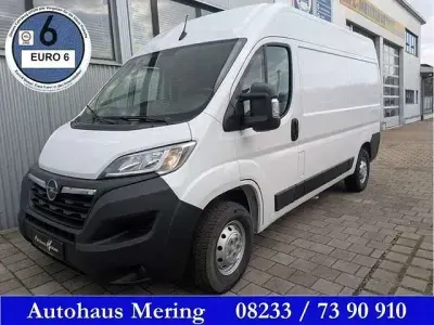 Second-hand Opel Movano Edition 120 CP (88 kW) 2023 Alb Van