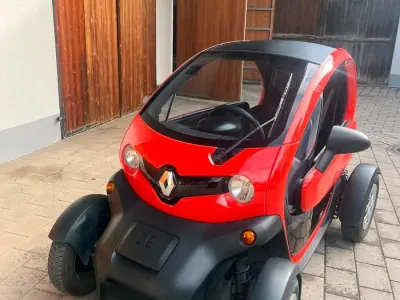Gebraucht Renault Twizy Life 7 kW (10 PS) 2017 Rot Kleinwagen