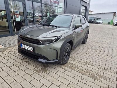 Neu Toyota Urban Cruiser 127 kW (174 PS) 2026 Dunkelgruen SUV