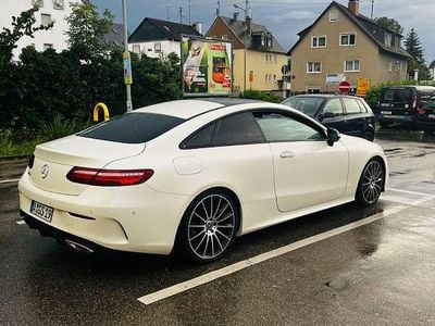 Mercedes E300