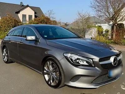 Gebraucht Mercedes CLA200 136 PS (100 kW) 2018 Andere farben Kombi