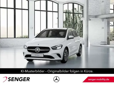 Gebraucht Mercedes B200 Advanced 163 PS (119 kW) 2025 Weiß Kleinwagen