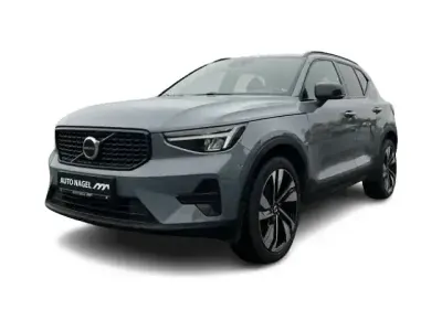 Usata Volvo XC40 Plus 197 CV (144 kW) 2023 Grigio SUV