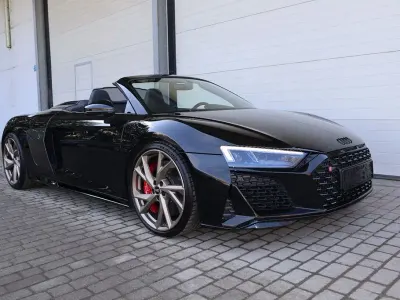 Używany Audi R8 Spyder Exclusive 620 KM (456 kW) 2023 Czarny Kabriolet