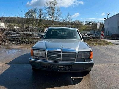 Usata Mercedes 560 SE 280 CV (205 kW) 1988 Grigio Berlina