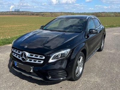 Gebraucht Mercedes GLA200 AMG line 156 PS (114 kW) 2018 Schwarz SUV