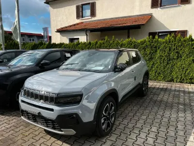 Neu Jeep Avenger Summit 101 PS (74 kW) 2026 Grau SUV