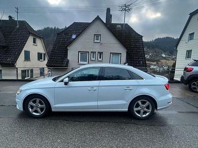 Gebraucht Audi A3 Attraction 150 PS (110 kW) 2014 Weiß Limousine