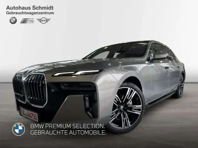 Gebraucht BMW i7 M Sport 400 kW (544 PS) 2024 Oxidgrau Limousine