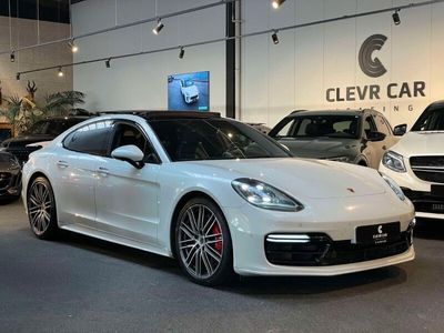Porsche Panamera Turbo