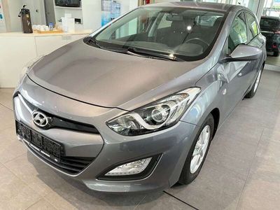 gebraucht Hyundai i30 1.4 M/T FIFA World Cup Edition 8-fach Bereift