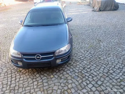 Gebraucht Opel Omega 170 PS (125 kW) 1995 Grau Limousine