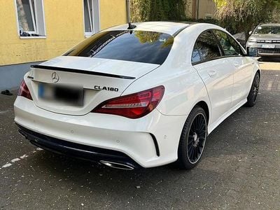 Gebraucht Mercedes CLA180 AMG line 109 PS (80 kW) 2017 Weiß Limousine