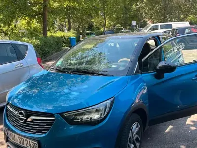 Gebraucht Opel Crossland Edition 102 PS (75 kW) 2018 Blau SUV