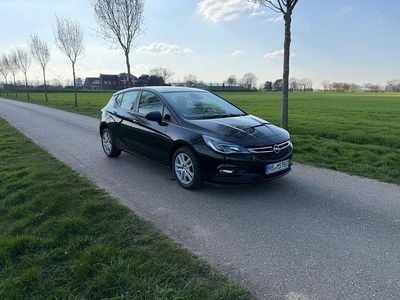 Gebraucht Opel Astra Edition 150 PS (110 kW) 2016 Schwarz Limousine