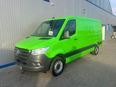 Grün Gebraucht 2021 Mercedes Sprinter Van | 24.999 €