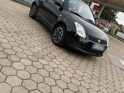 Gebraucht Suzuki Swift 92 PS (67 kW) 2009 Schwarz Kleinwagen