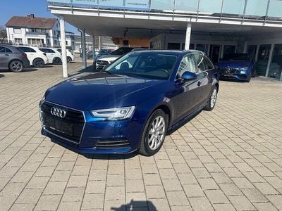 Gebraucht Audi A4 Basis 190 PS (139 kW) 2016 Blau Kombi