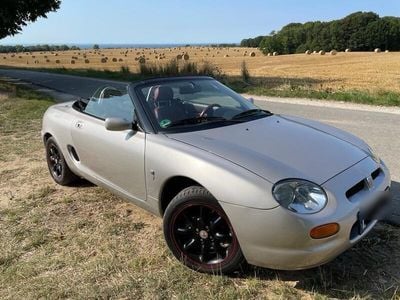 MG F