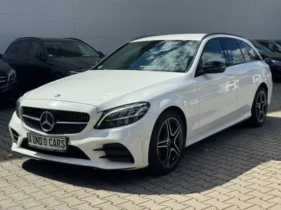 Gebraucht Mercedes C220 AMG line 194 PS (142 kW) 2019 Weiß Limousine