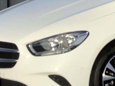 Gebraucht Mercedes B250e Style 218 PS (160 kW) 2022 Van / Kleinbus