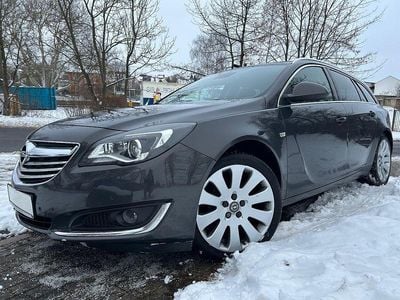 Grau Gebraucht 2013 Opel Insignia Kombi | 2.999 € (Superpreis)