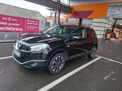 Gebraucht Nissan Qashqai 117 PS (86 kW) 2013 Schwarz SUV