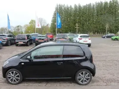 Begagnad Seat Mii FR-Line 60 HK (44 kW) 2017 Svart Halvkombi