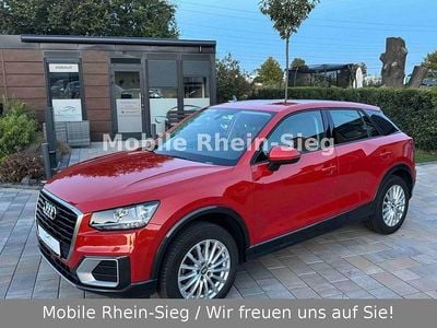 Orange Gebraucht 2017 Audi Q2 Design SUV | 16.980 € (Fairer Preis)